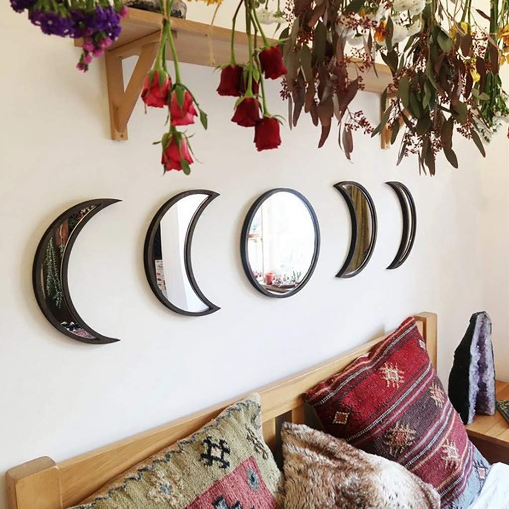Interior Design Scandinavian - 5 قطع ديكور حائط خشبي على