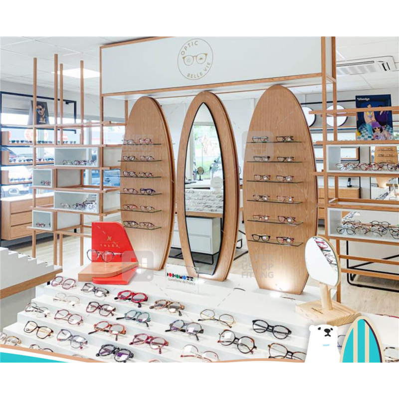 تصميم داخلي مخصص لمتجر نظارات  - مراجعة Interior Design Retail وسعره